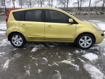 Авто Nissan Note 2006 № 8468044