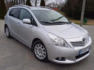 Авто Toyota Verso 2011 № 8468240