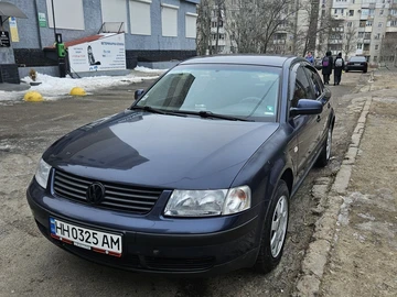 Авто Volkswagen Passat Sedan 1999 № 8468270