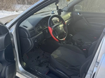 Авто Skoda Octavia 2002 № 8468287
