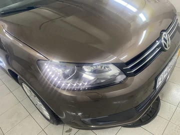Авто Volkswagen Touran 2011 № 8468301