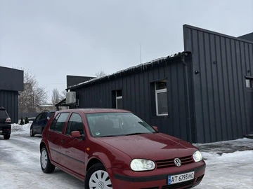 Авто Volkswagen Golf 1998 № 8468403