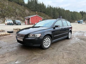 Авто Volvo V50 2007 № 8468524