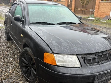Авто Volkswagen Passat Sedan 1999 № 8468587