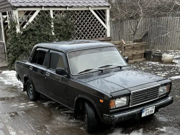 Авто ВАЗ 2107 2007 № 8468809