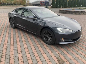 Авто Tesla Model S 2019 № 8469043