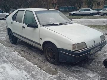 Авто Renault 19 1990 № 8469049