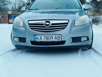 Авто Opel Insignia 2010 № 8469050