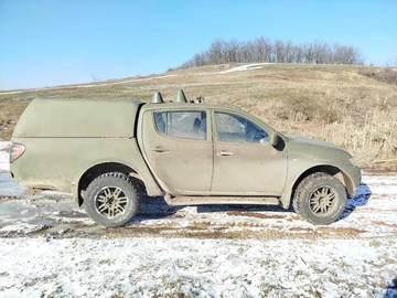 Авто Mitsubishi L 200 2012 № 8469095
