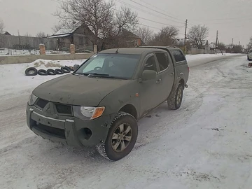 Авто Mitsubishi L 200 2006 № 8469124