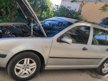 Авто Volkswagen Golf 2003 № 8469260