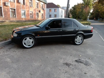Авто Mercedes 220 1994 № 8469278