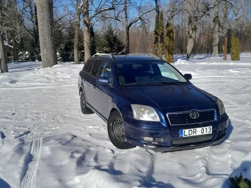 Авто Toyota Avensis 2004 № 8469284