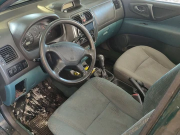 Авто Mitsubishi Space Star 2000 № 8469296