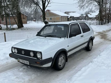 Авто Volkswagen Golf 1990 № 8469351