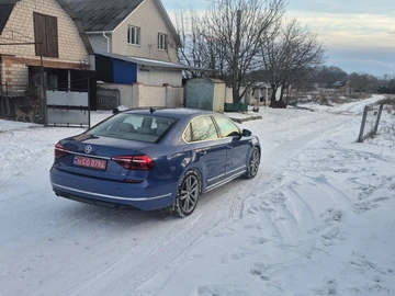 Авто Volkswagen Passat Sedan 2017 № 8469375