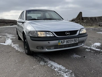 Авто Opel Vectra 1996 № 8469382