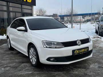 Авто Volkswagen Jetta 2011 № 8469384
