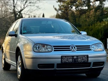 Авто Volkswagen Golf 2003 № 8469725