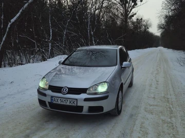Авто Volkswagen Golf 2005 № 8469740