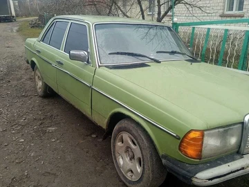 Авто Mercedes 240 1979 № 8469962