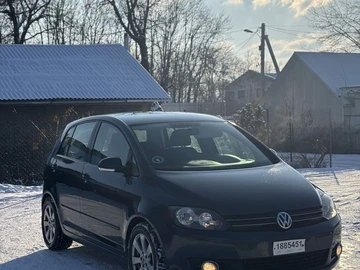 Авто Volkswagen Golf Plus 2009 № 8470003