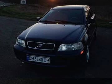 Авто Volvo V40 Kombi 2004 № 8470112