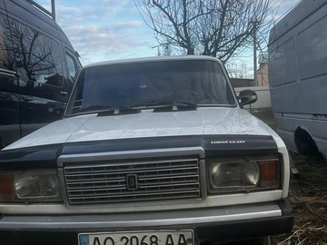 Авто ВАЗ 2107 1998 № 8470117