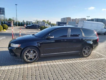 Авто Volvo V50 2008 № 8470120