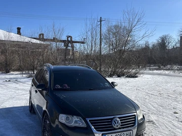 Авто Volkswagen Passat Variant 2007 № 8470153