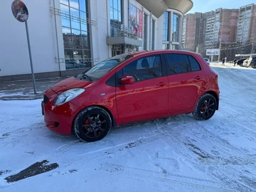 Авто Toyota Yaris 2007 № 8470173