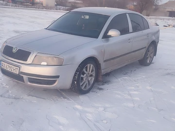 Авто Skoda Superb 2005 № 8470283