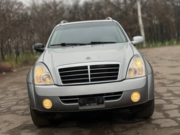 Авто SsangYong Rexton 2010 № 8470592