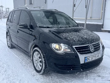 Авто Volkswagen Touran 2010 № 8470873