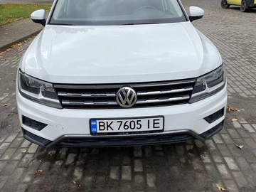 Авто Volkswagen Tiguan 2018 № 8470919