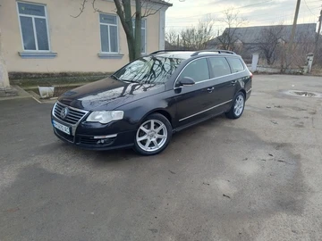 Авто Volkswagen Passat Variant 2008 № 8471090