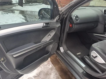 Авто Mercedes 320 2008 № 8471328