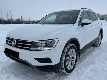 Авто Volkswagen Tiguan 2018 № 8471449