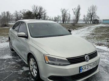 Авто Volkswagen Jetta 2011 № 8471557