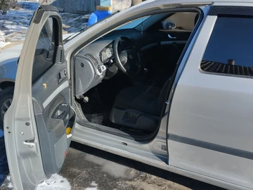 Авто Skoda 100 2006 № 8471562