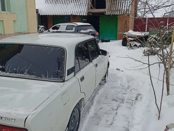 Авто ВАЗ 2107 1987 № 8471640