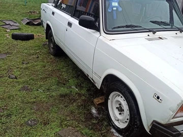 Авто ВАЗ 2107 2000 № 8471776
