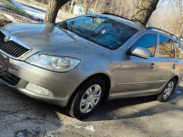 Авто Skoda Octavia 2010 № 8471805