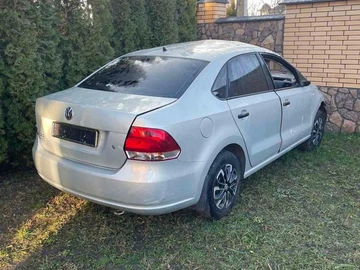 Авто Volkswagen Polo 2012 № 8471830