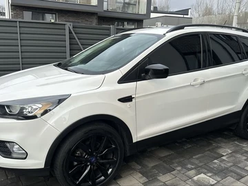 Авто Ford Escape 2017 № 8471835