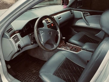 Авто Mercedes E Серия 2000 № 8471837
