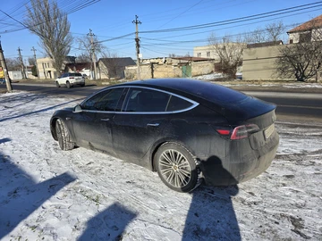 Авто Tesla Model 3 2018 № 8471847
