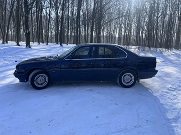 Авто BMW 5 Серия 1993 № 8471893