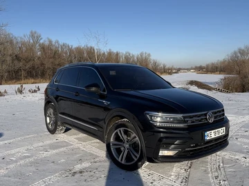 Авто Volkswagen Tiguan 2017 № 8472137