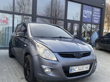 Авто Hyundai I20 2013 № 8472165